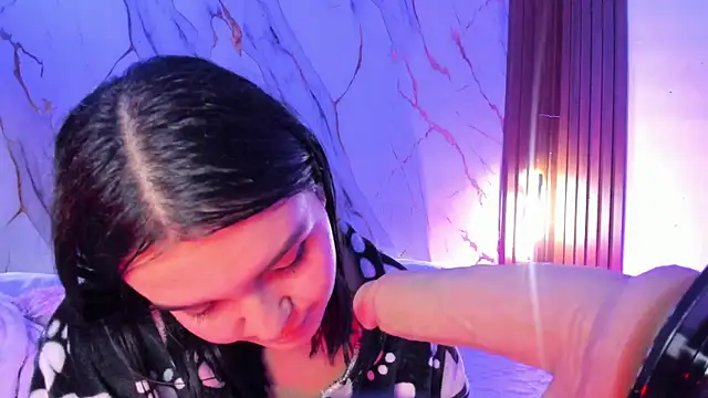 alicecute77 online show from 7, 7, 2026