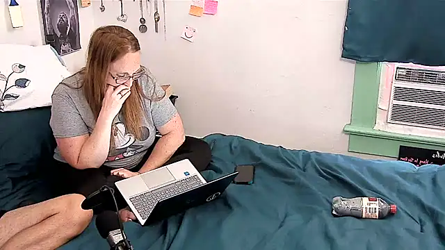 Snapshot of HisSweet269 chatting on 1, 10, 2025 HisSweet269 online show from 1, 10, 2025