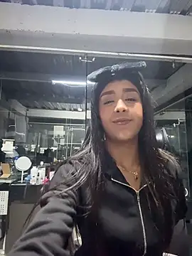 Aleja ruizz online show from 1, 3, 2026