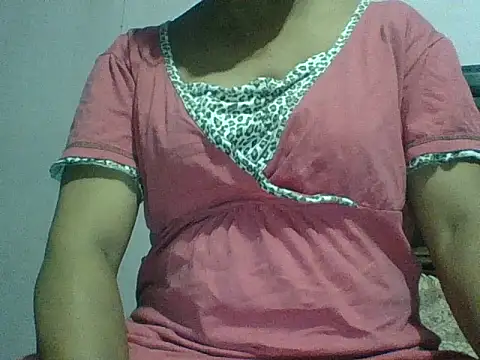 Cute Rubylove online show from 4, 8, 2026