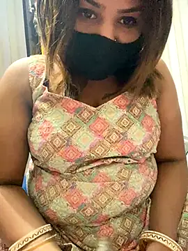 Saaay StripQueen online show from 15, 9, 2025