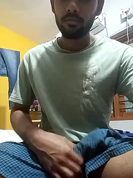 Snapshot of mayur_raaje chatting on 9, 7, 2026 mayur raaje online show from 9, 7, 2026