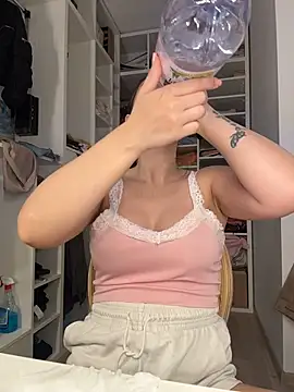 Lexi Storm online show from 1, 8, 2026