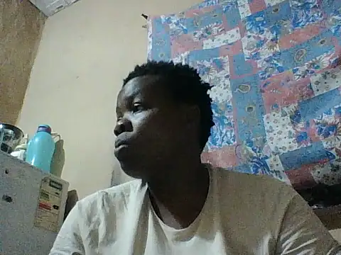 Snapshot of chocolateboobs92 chatting on 17, 9, 2025 chocolateboobs92 online show from 17, 9, 2025