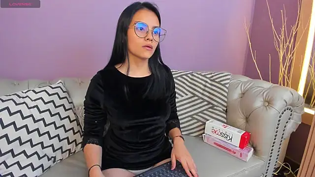 ariannaliss online show from 4, 10, 2025