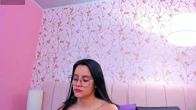 ariannaliss online show from 6, 10, 2025