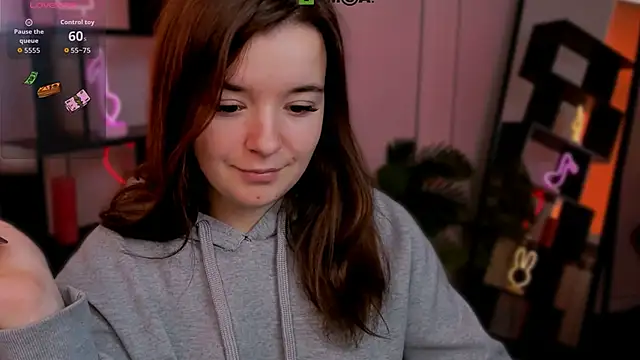 nika-still online show from 11, 10, 2025