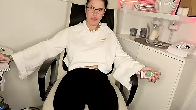 sexygilf82 online show from 25, 3, 2026