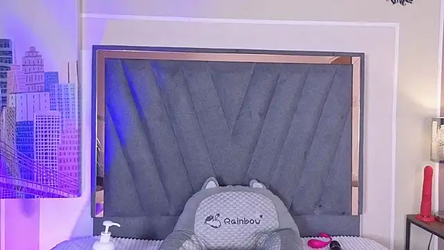 VelvetFox  online show from 24, 7, 2026