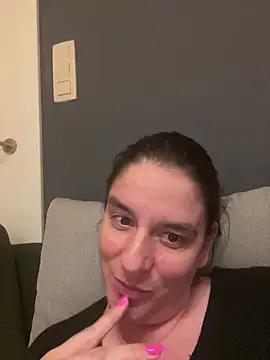 hottyFcup online show from 18, 3, 2026