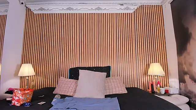 Snapshot of keeyla_stone chatting on 11, 9, 2025 keeyla stone online show from 11, 9, 2025