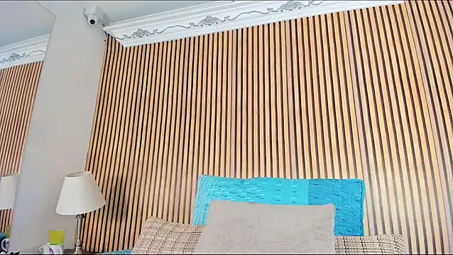 Snapshot of keeyla_stone chatting on 27, 10, 2025 keeyla stone online show from 27, 10, 2025