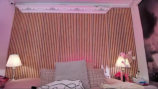 Snapshot of keeyla_stone chatting on 5, 11, 2025 keeyla stone online show from 5, 11, 2025