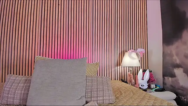 Snapshot of keeyla_stone chatting on 23, 11, 2025 keeyla stone online show from 23, 11, 2025