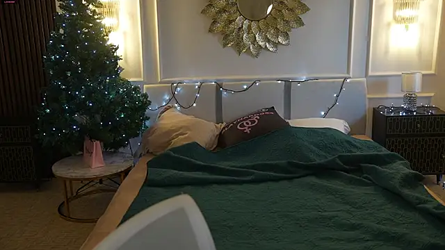 Snapshot of Luna_secretgirl chatting on 17, 12, 2025 Luna secretgirl online show from 17, 12, 2025