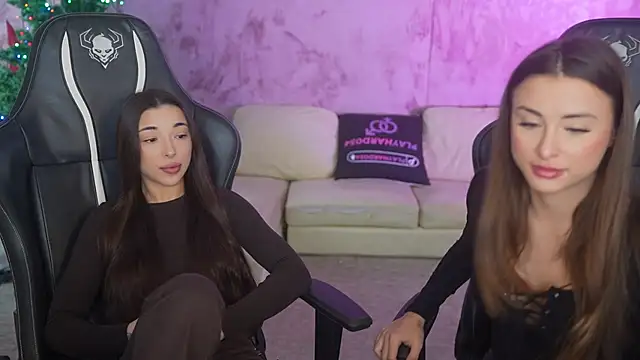 Snapshot of Luna_secretgirl chatting on 7, 1, 2026 Luna secretgirl online show from 7, 1, 2026