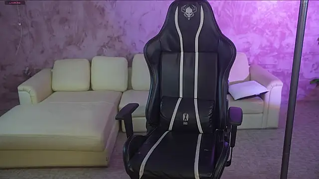 Snapshot of Luna_secretgirl chatting on 19, 1, 2026 Luna secretgirl online show from 19, 1, 2026