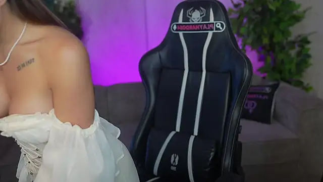 Luna secretgirl online show from 12, 7, 2026