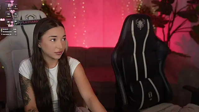 Luna secretgirl online show from 4, 8, 2026