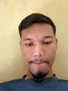 Snapshot of Dev_is_Horny chatting on 7, 10, 2025 Dev is Horny online show from 7, 10, 2025