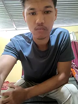 Snapshot of Dev_is_Horny chatting on 27, 10, 2025 Dev is Horny online show from 27, 10, 2025