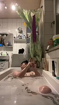 Kingpowerlittel online show from 4, 12, 2025