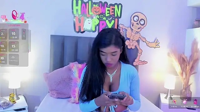 KendraChavez  online show from 9, 10, 2025