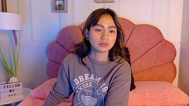 Conejita 420 online show from 6, 10, 2025