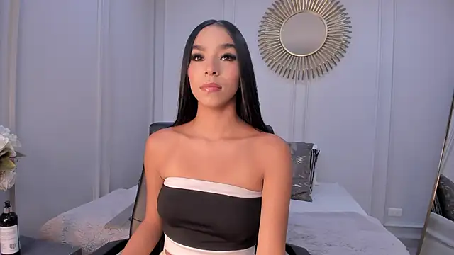 Snapshot of Payton-Presley chatting on 15, 10, 2025 Payton-Presley online show from 15, 10, 2025