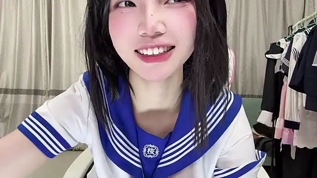 Snapshot of Yiyi-707 chatting on 20, 10, 2025 Yiyi-707 online show from 20, 10, 2025