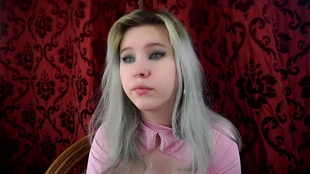 ElizSpieth online show from 19, 7, 2026