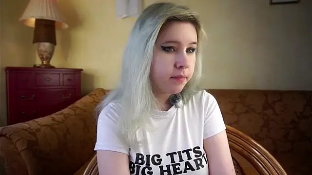 ElizSpieth online show from 6, 8, 2026