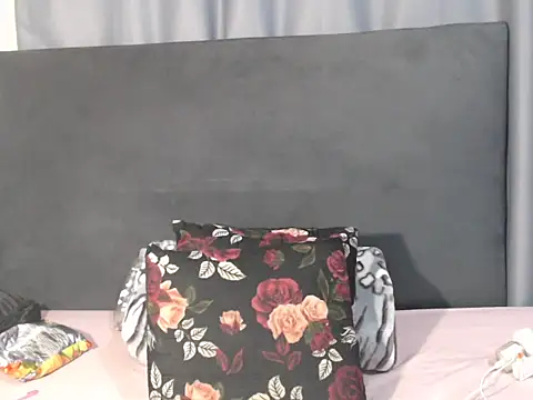 Snapshot of SexyKatLady18 chatting on 29, 7, 2026 SexyKatLady18 online show from 29, 7, 2026