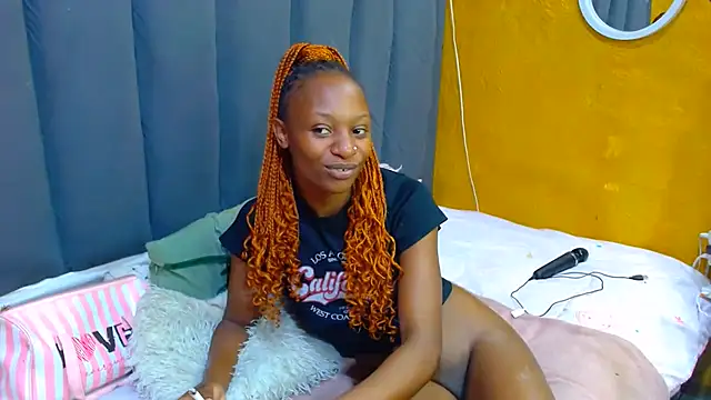 Snapshot of LonelyQueenxx25 chatting on 25, 6, 2026 LonelyQueenxx25 online show from 25, 6, 2026