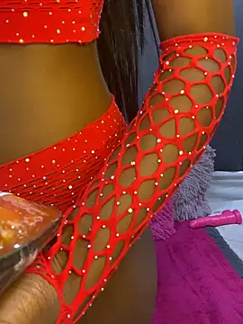 Snapshot of LonelyQueenxx25 chatting on 18, 7, 2026 LonelyQueenxx25 online show from 18, 7, 2026