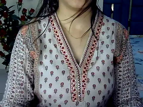 Rumi cute online show from 2, 5, 2026