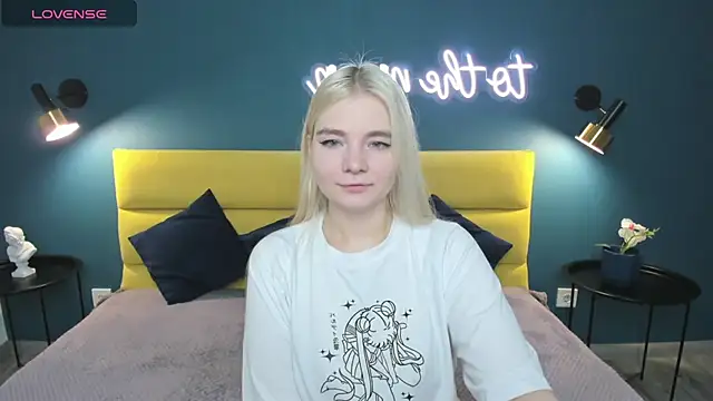 Snapshot of RuthBryant chatting on 20, 9, 2025 RuthBryant online show from 20, 9, 2025