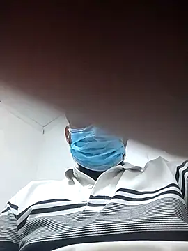 themasklover online show from 30, 4, 2026