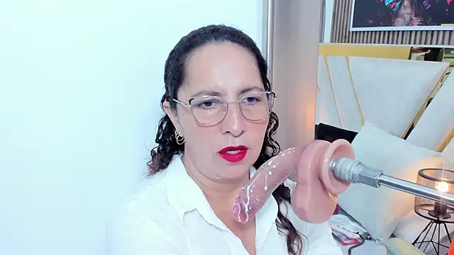 Luna Naughty1 online show from 16, 1, 2026