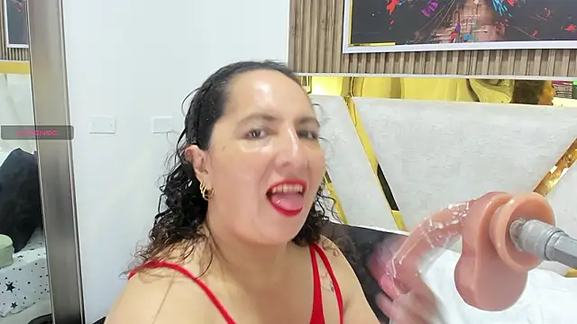 Luna Naughty1 online show from 14, 2, 2026