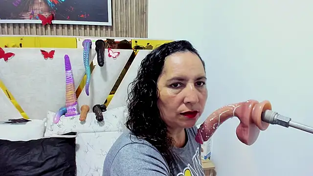 Luna Naughty1 online show from 5, 5, 2026