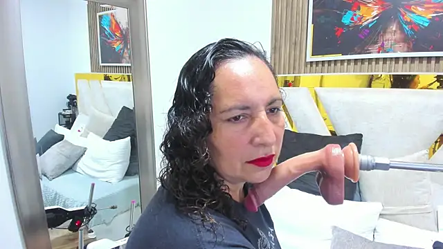 Luna Naughty1 online show from 18, 7, 2026