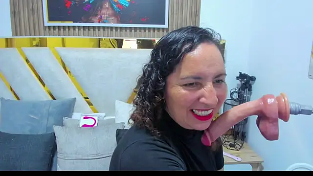 Luna Naughty1 online show from 31, 7, 2026