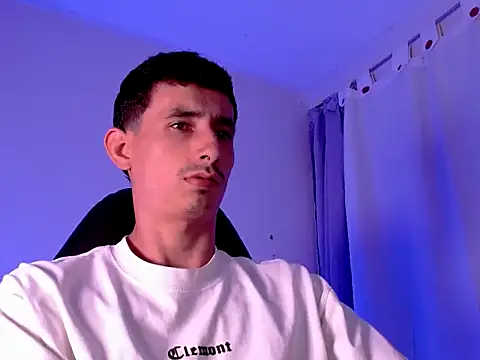 Damartinez27 online show from 30, 7, 2026