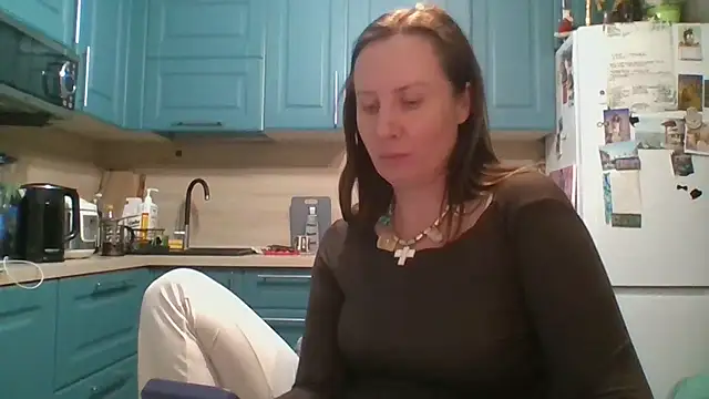 ALICAINWONDERLAND online show from 15, 2, 2026