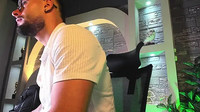 dominic de luca online show from 5, 11, 2025