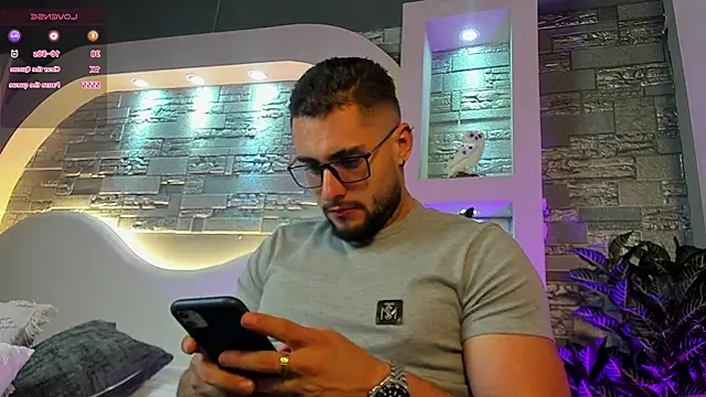 dominic de luca online show from 8, 11, 2025