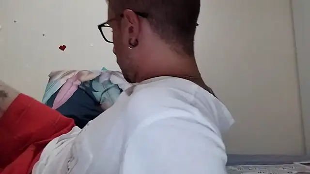 Snapshot of ilovechub112 chatting on 21, 9, 2025 ilovechub112 online show from 21, 9, 2025