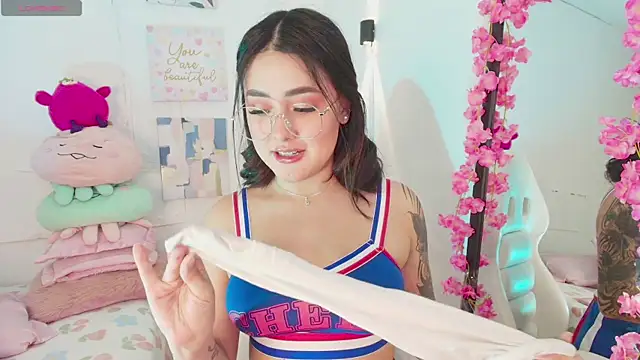 justonecute online show from 9, 9, 2025