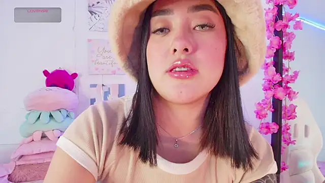 justonecute online show from 15, 9, 2025